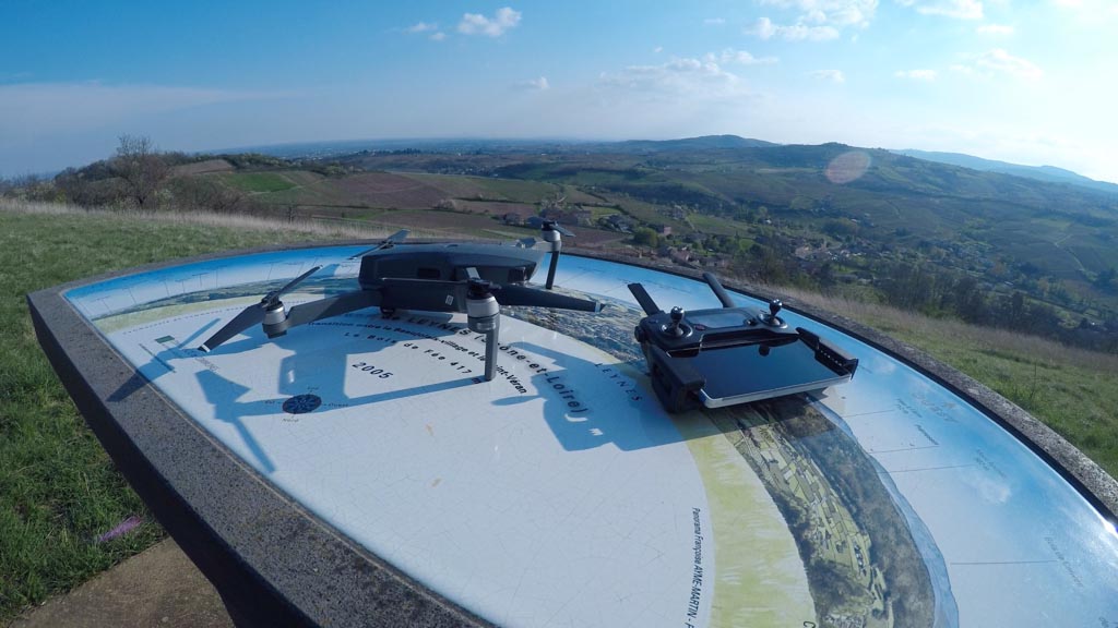 Voyager avec un drone, risques et inconvénients